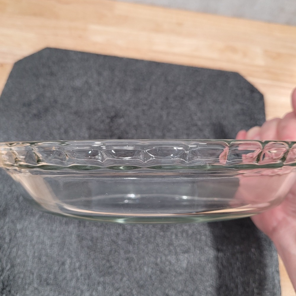 Vintage PYREX #229 9.5" Clear Glass Fluted Scalloped Edge Deep Dish Pie Plate - Picture 7 of 9